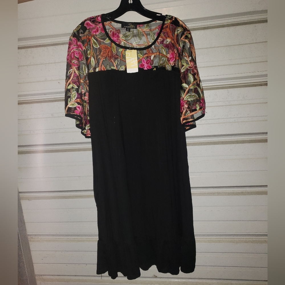 1X Plus Size Embridered Floral Black Dress Suzanne Betro Womens A-line New